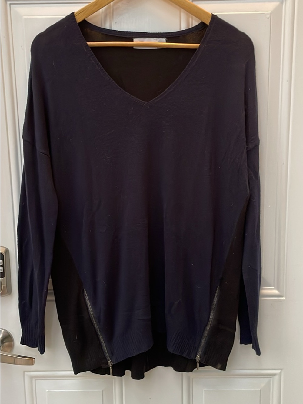 RD Style Women's V-Neck Sweater in Navy